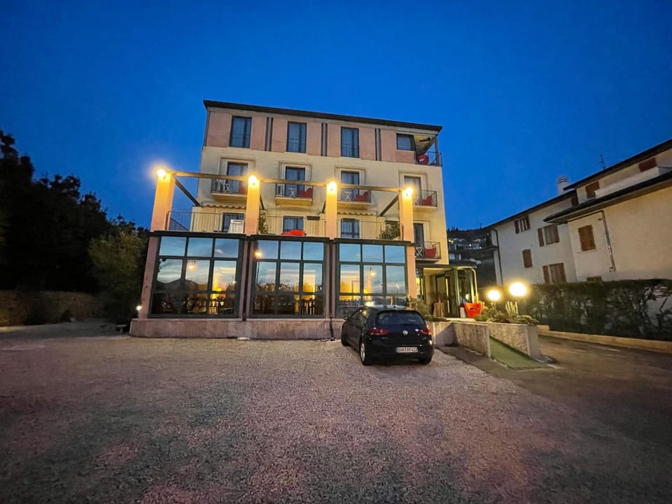 Hotel Al Castello Hotel in Torri del Benaco