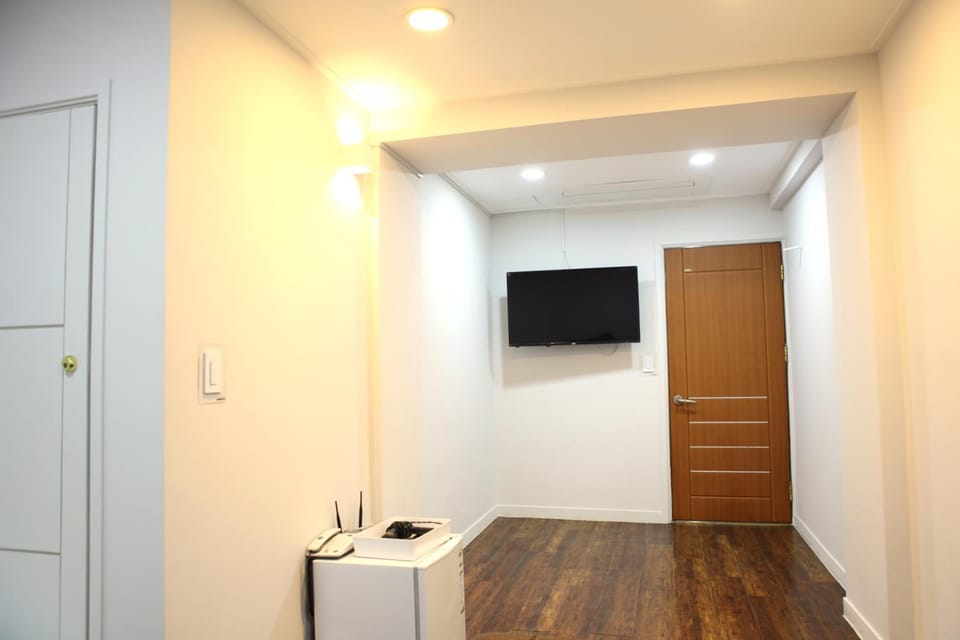 Charm Hotel Motel in Seoul