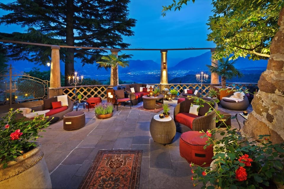 Bar/lounge