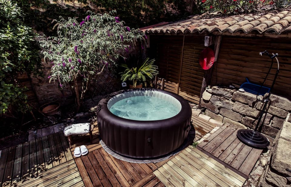 Le Clos des Aramons Hotel in Nimes