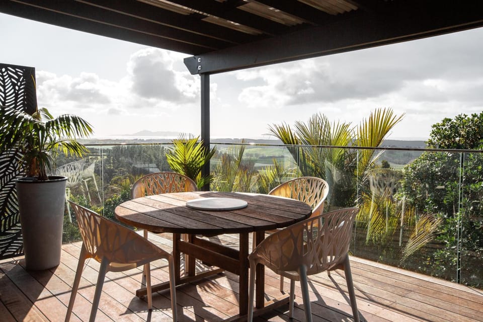 Aotearoa Surf Eco Pods Hotel in Te Arai