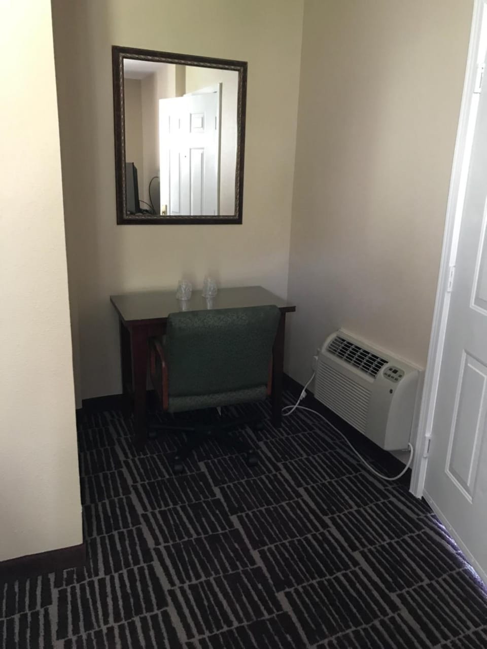 Economy Inn Motel in Portland