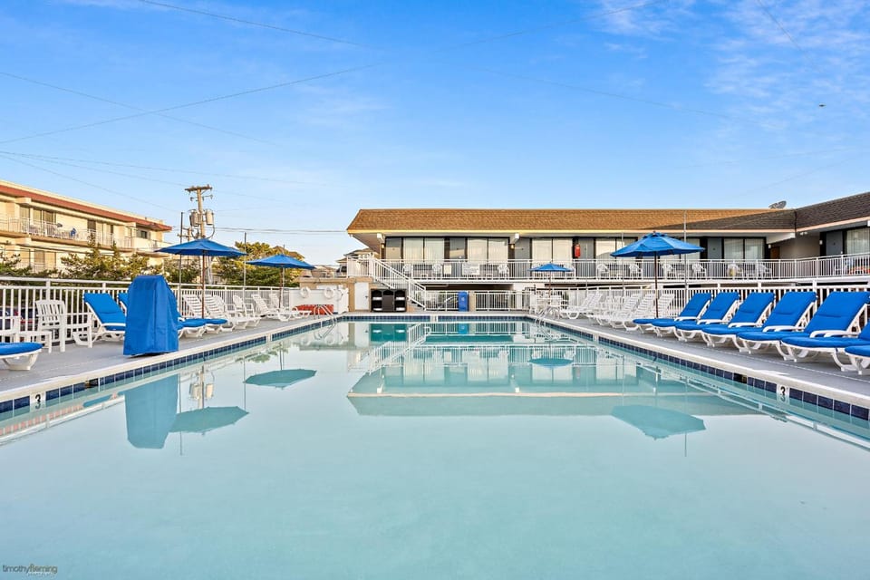 Harris House by the Beach Motel in Ocean City