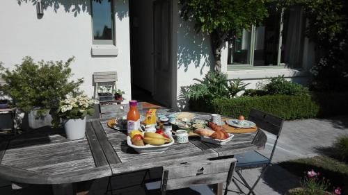 little cottage Hotel in Flanders