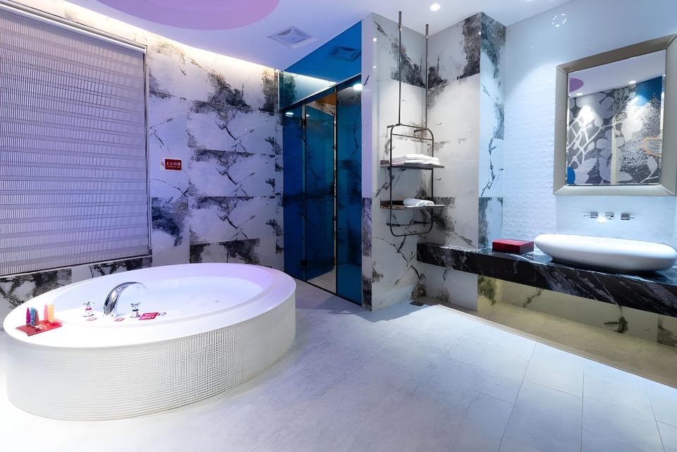 ROYAL GROUP MOTEL JHONG HUA BRANCH Motel in Kaohsiung