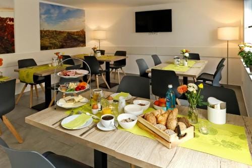 Vinotel Weinstrasse Hotel in Rhineland-Palatinate