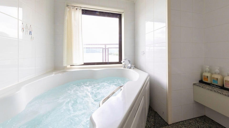 HOTEL BELLMARE Hotel in Kyoto Prefecture