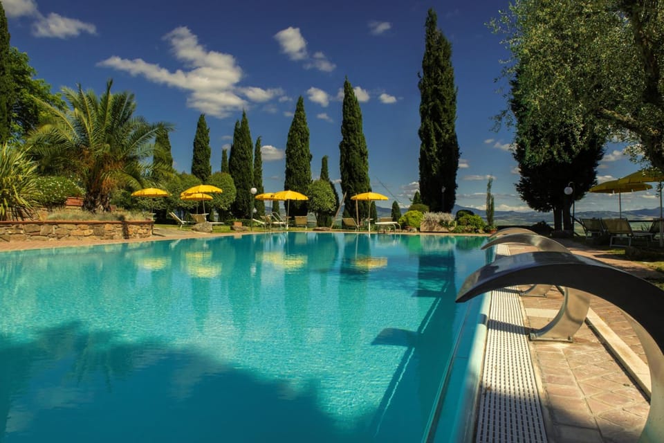 Casanova - Family Apartments Residence Hotel in San Quirico d'Orcia