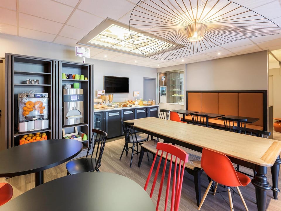 Ibis Styles Nantes Centre Place Graslin Hotel in Nantes