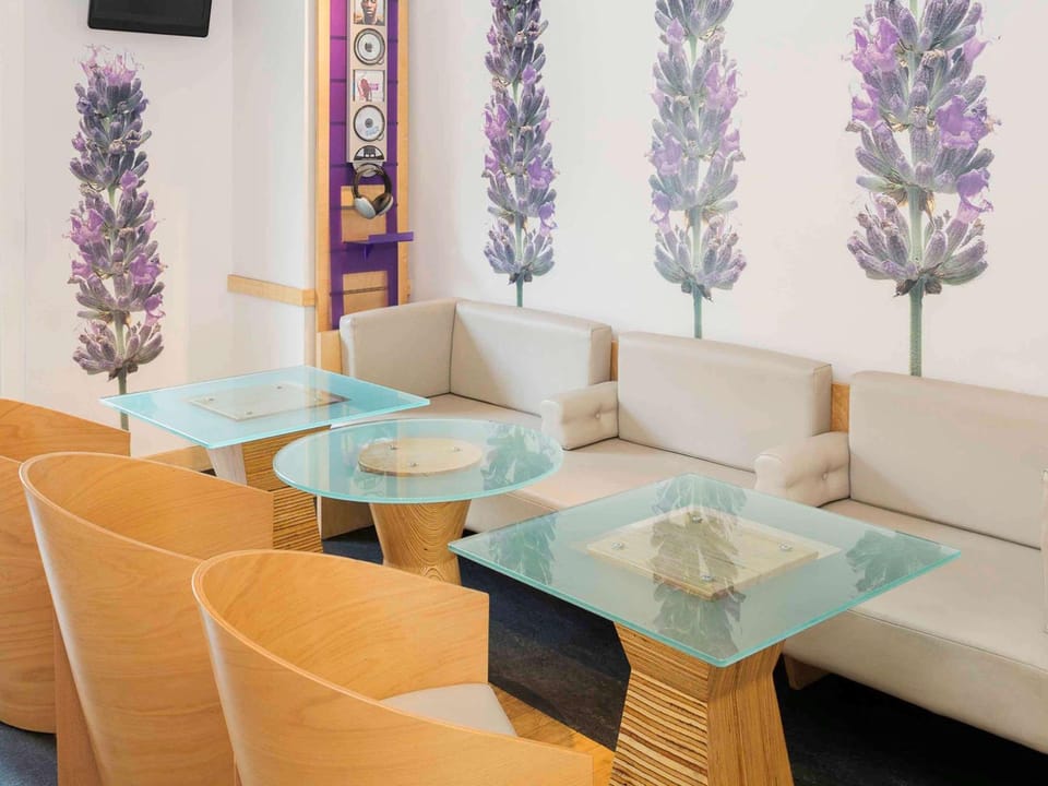 Bar/lounge