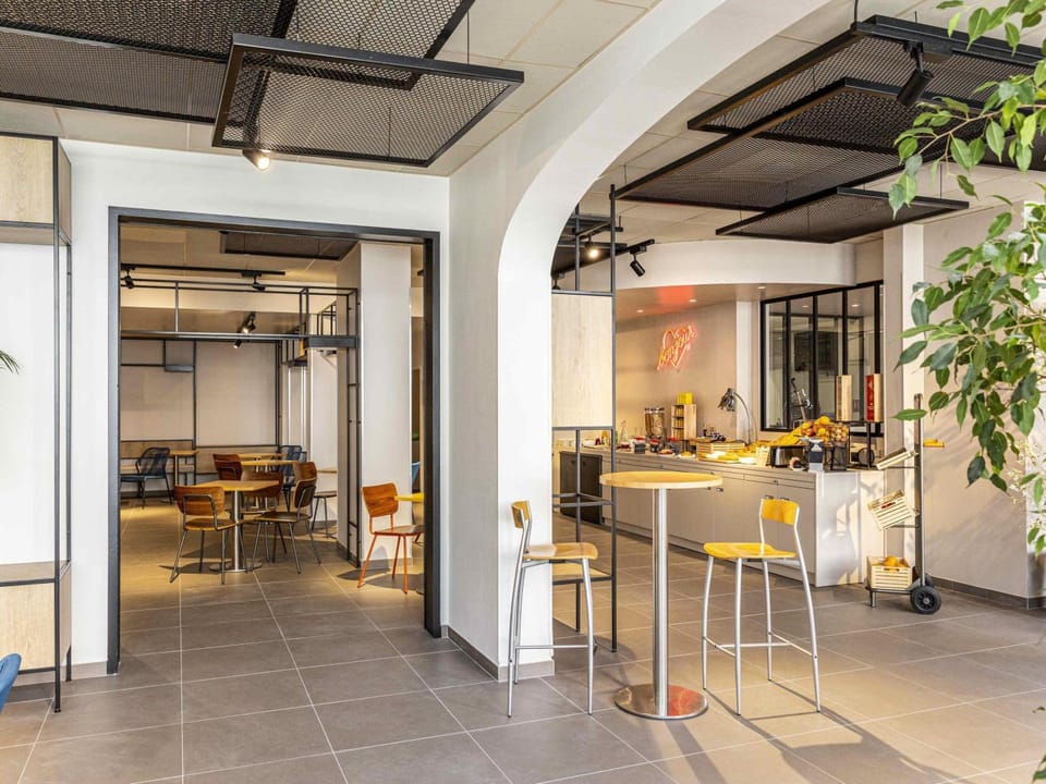 Bar/lounge