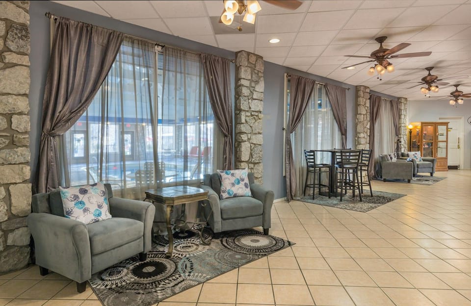 Club Wyndham Branson at the Meadows Hotel in Branson