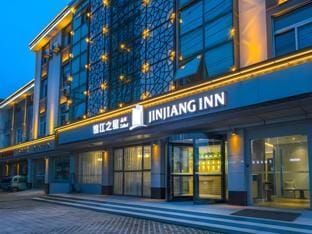 Jinjiang Inn Select Wujiang Pingwang Bus Station Hotel in Suzhou