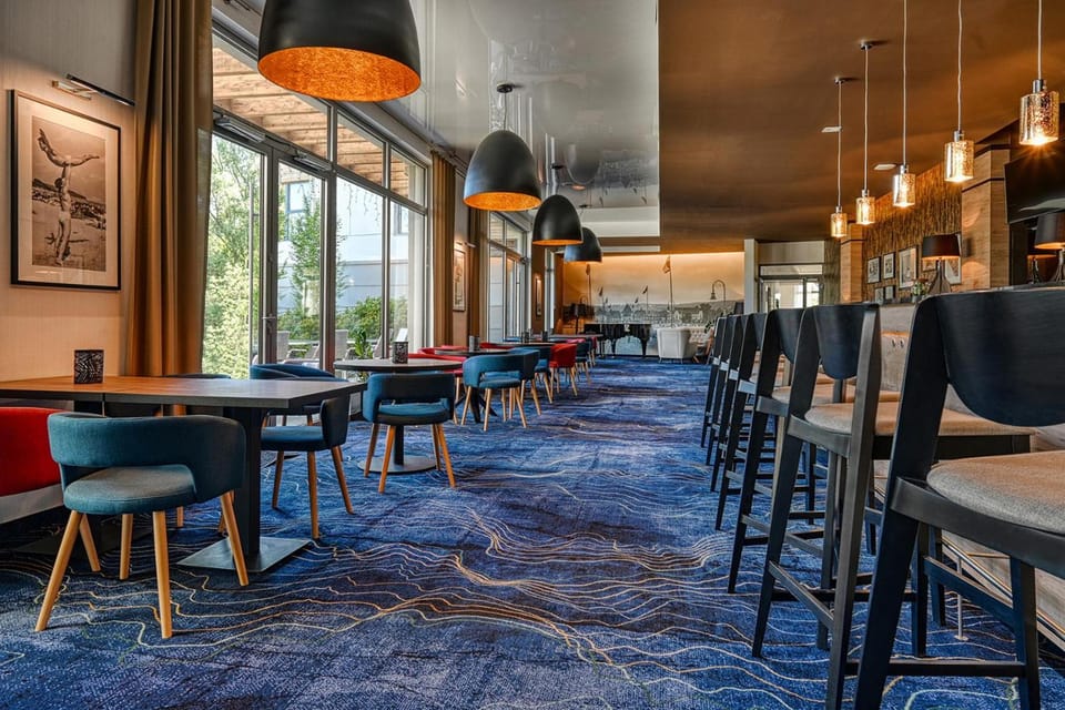 Bar/lounge