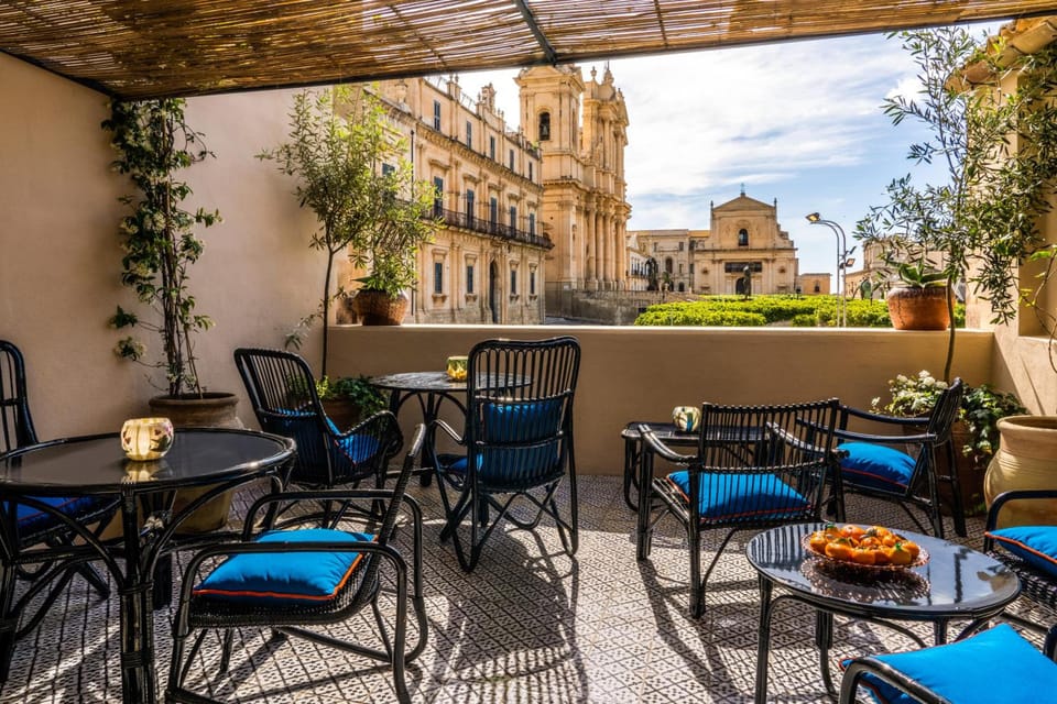 Q92 Noto Hotel in Noto