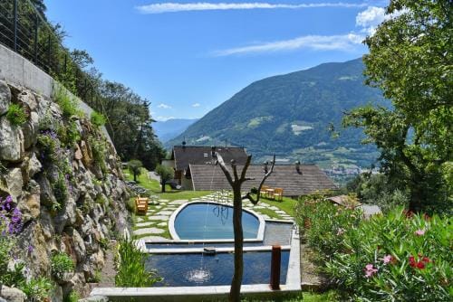 Residence Blumenthalerhof Hotel in Algund