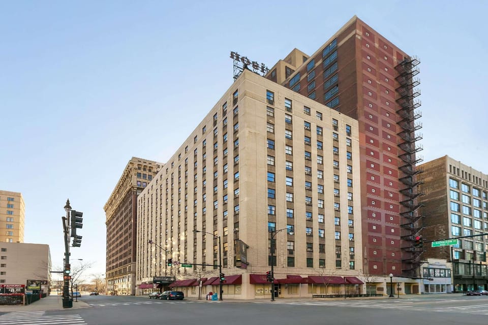 Travelodge by Wyndham Downtown Chicago Hotel in South Loop