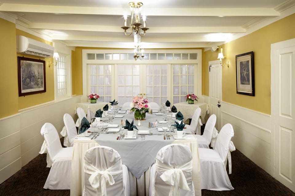Concord's Colonial Inn Hotel in Middlesex County