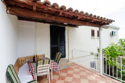 Guest House Kola Hotel in Dubrovnik-Neretva County