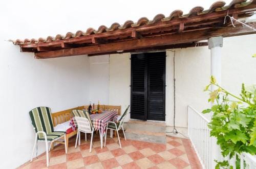 Guest House Kola Hotel in Dubrovnik-Neretva County