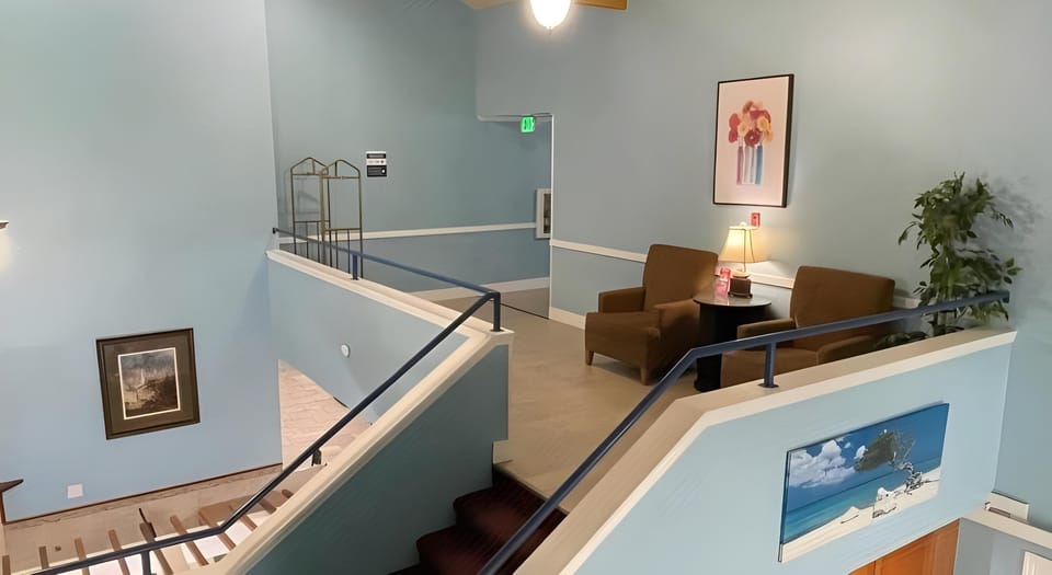 Marina Inn Des Moines / SeaTac Hotel in Des Moines