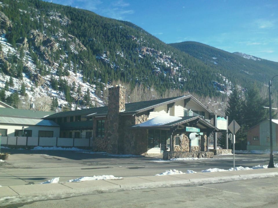 Georgetown Mountain Inn Motel in Georgetown