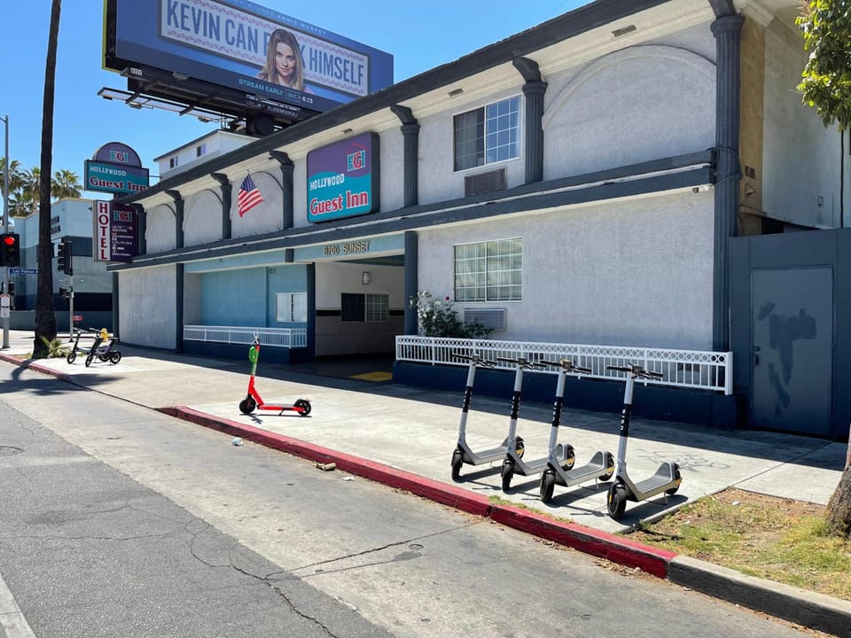 Hollywood Guest Inn Motel in Hollywood