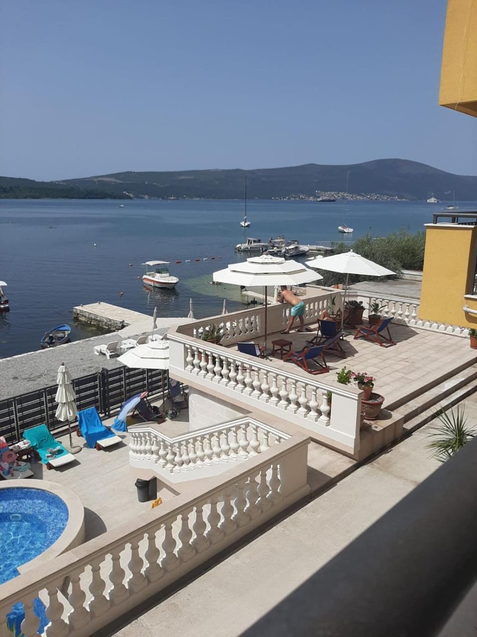 Pontus Luxury Apartments Hotel in Kotor Municipality