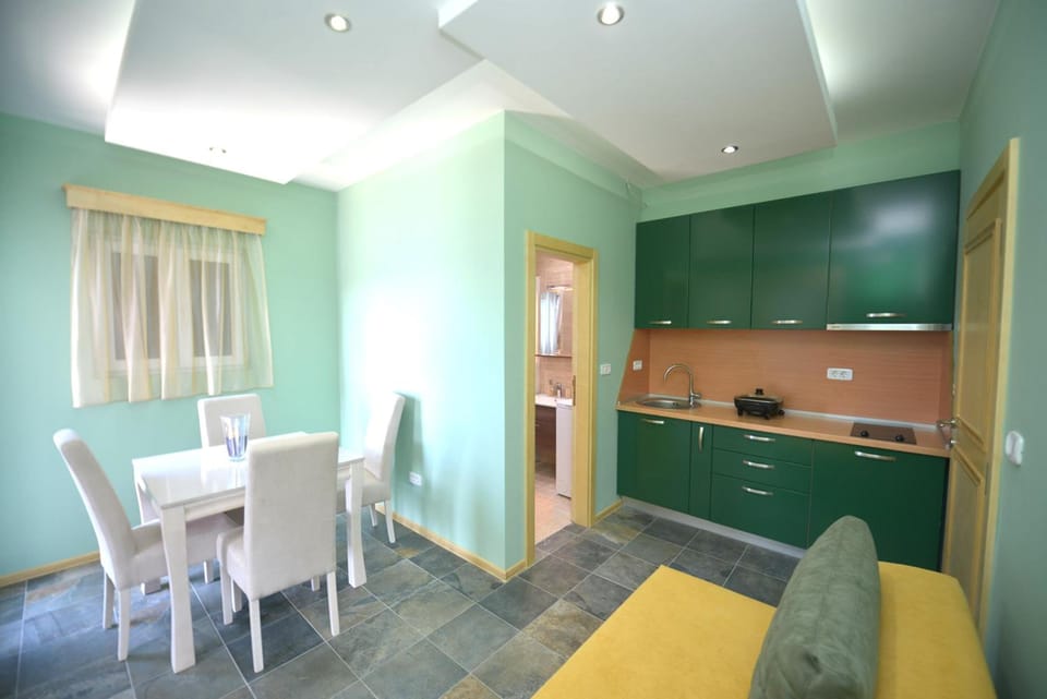 Pontus Luxury Apartments Hotel in Kotor Municipality