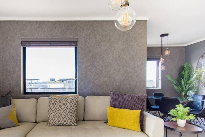 Waters Edge Apartments Hotel in Cape Town