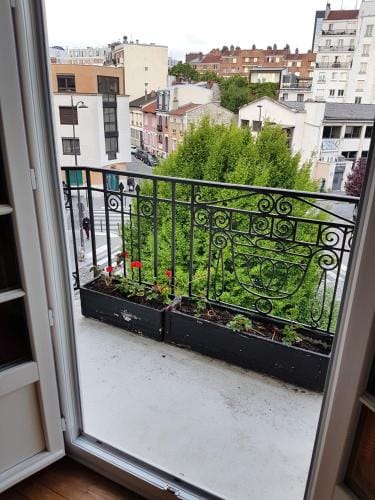 La Romantique Hotel in Paris