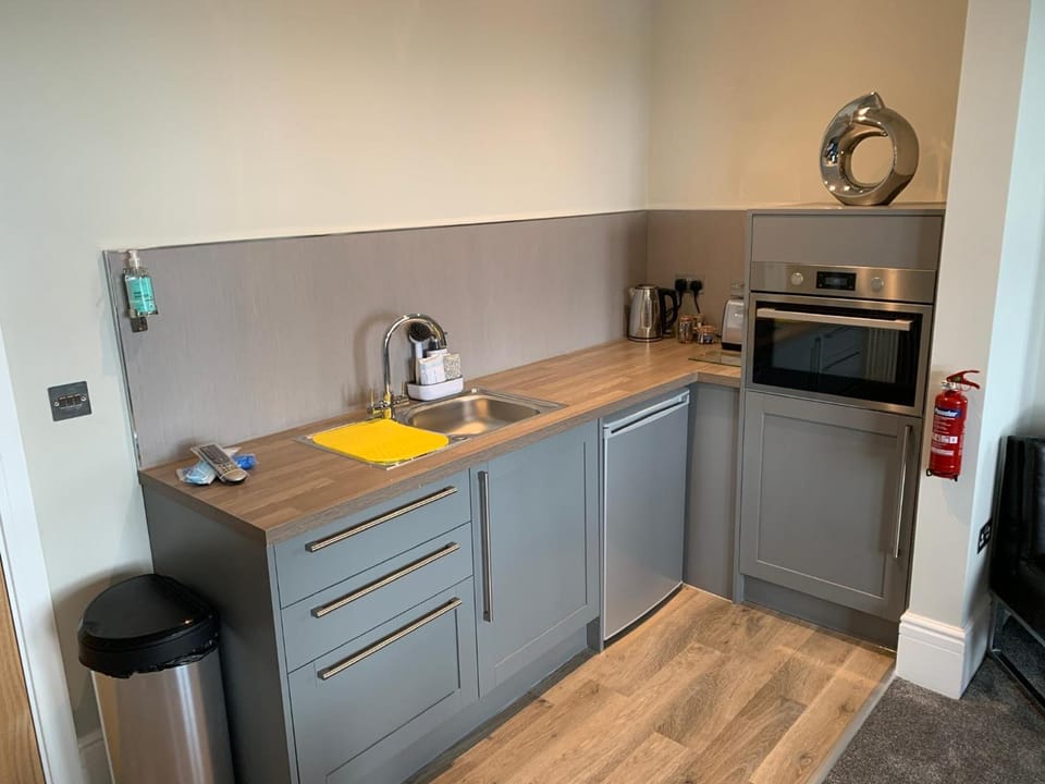 OYO Harmony Apartments Hotel in Weston-super-Mare