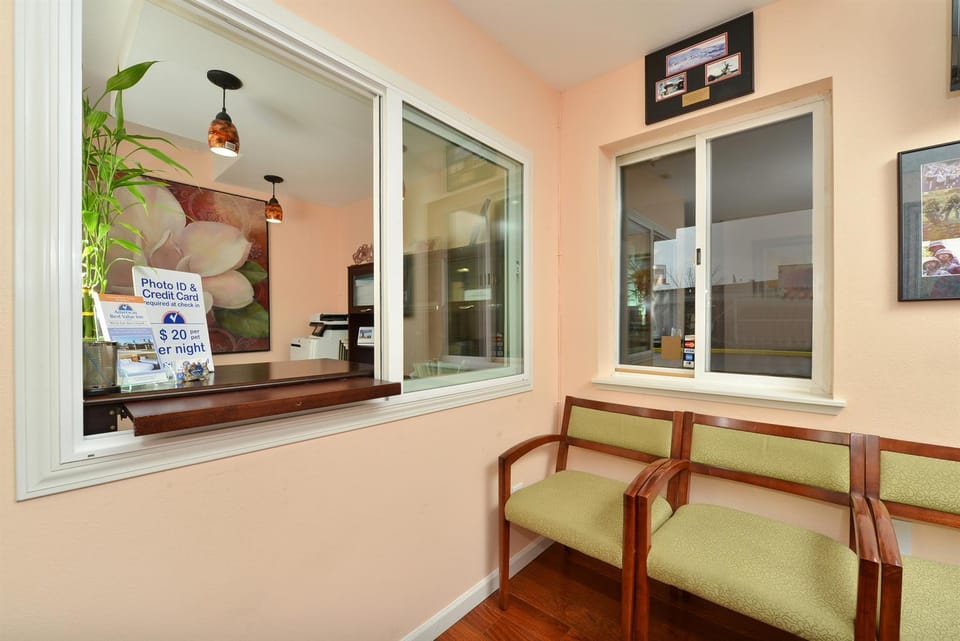 Americas Best Value Inn Lakewood Tacoma S Motel in Lakewood