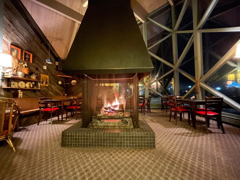 Bar/lounge