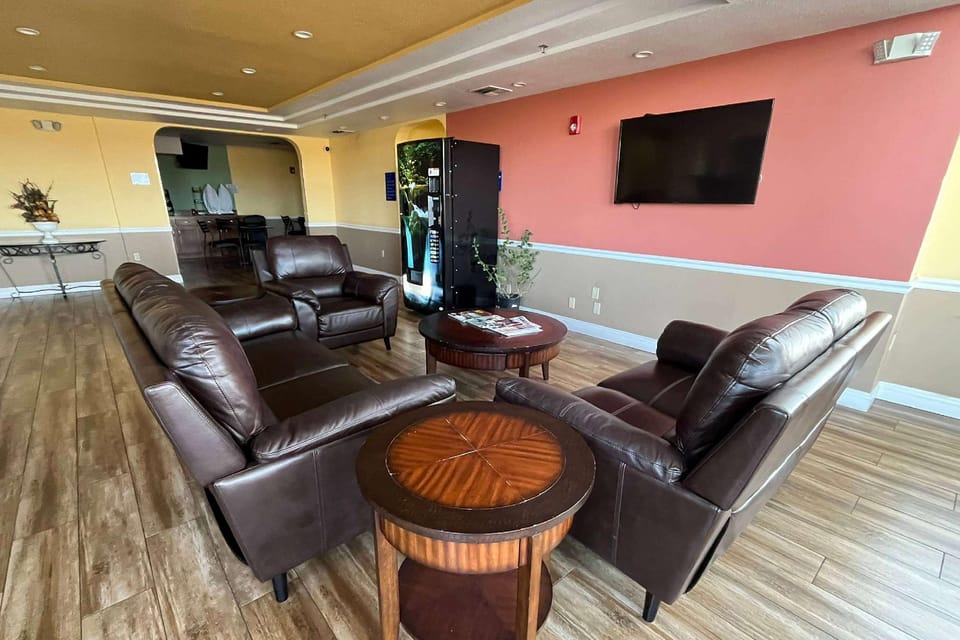 Baymont by Wyndham Manteca Hotel in Manteca