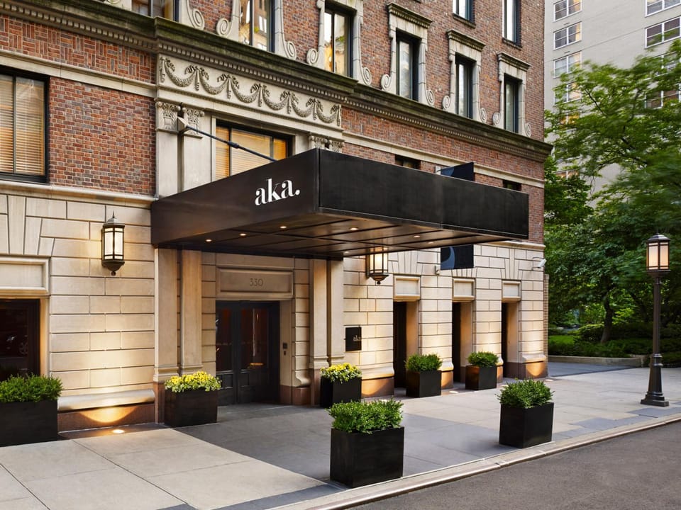 AKA Sutton Place Apartment hotel in Midtown