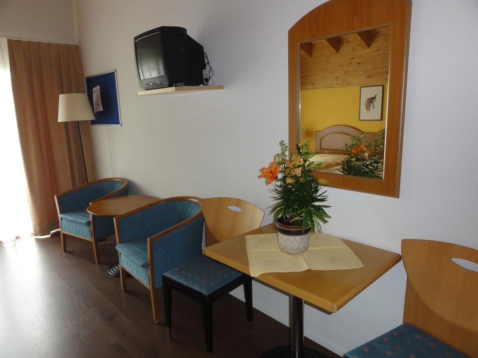 Welcome Hotel Tasch by Tascherhof Hotel in Canton of Valais