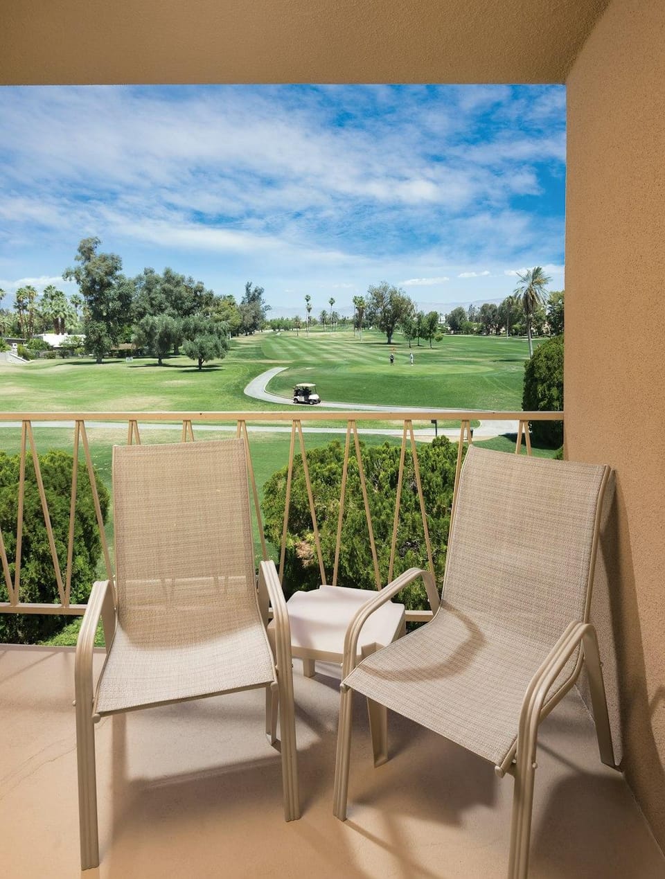 WorldMark Plaza Resort & Spa Hotel in Cathedral City