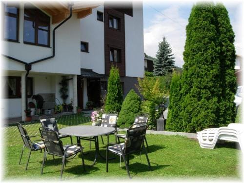 Gastehaus Edelweiss Hotel in Tyrol