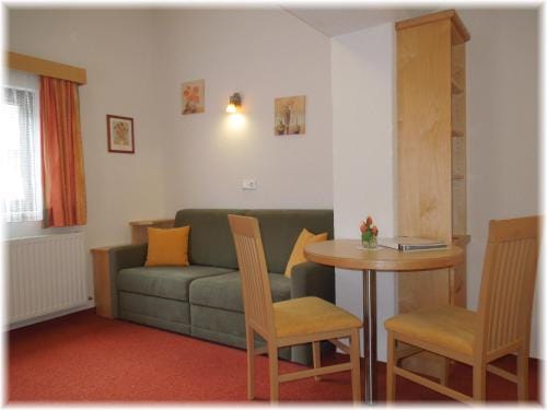 Gastehaus Edelweiss Hotel in Tyrol