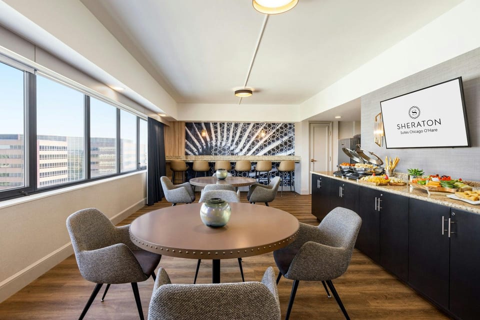 Sheraton Suites Chicago O'Hare Hotel in Rosemont