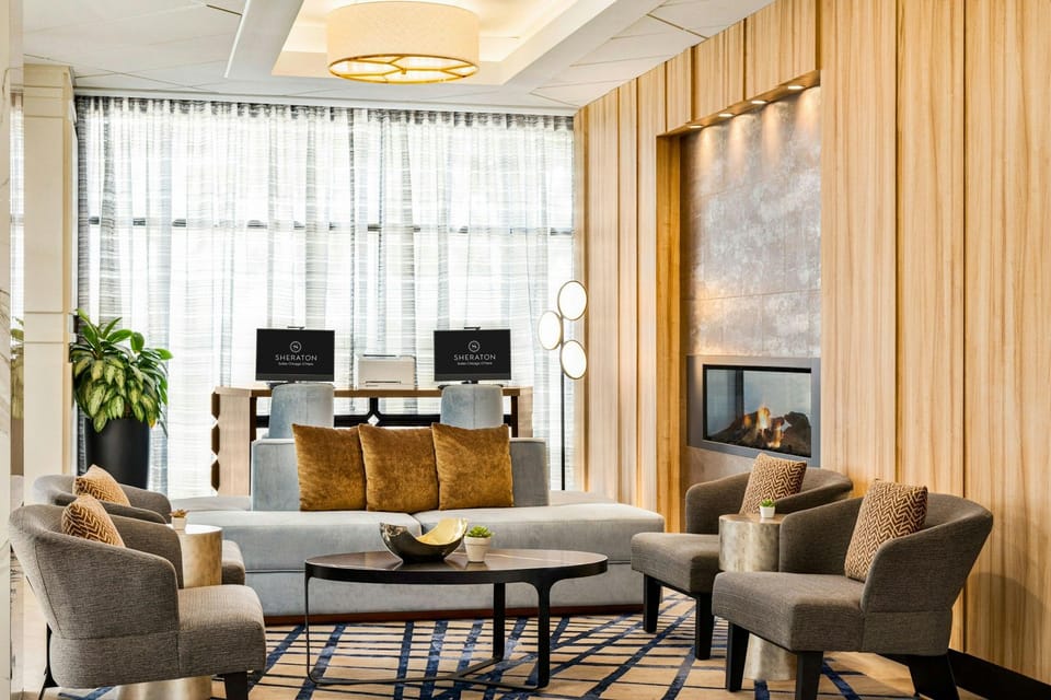Sheraton Suites Chicago O'Hare Hotel in Rosemont