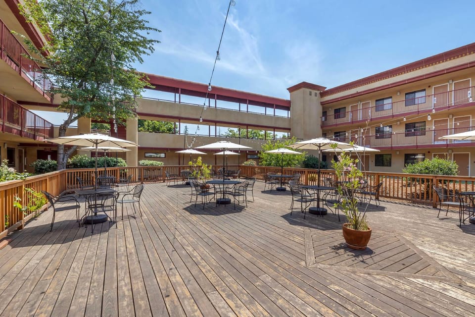 Best Western Plus Orchid Hotel & Suites Hotel in Roseville