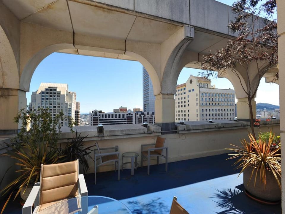 Club Donatello Hotel in San Francisco