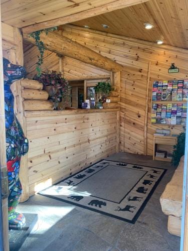 Tahoe Valley Lodge Hotel in South Lake Tahoe