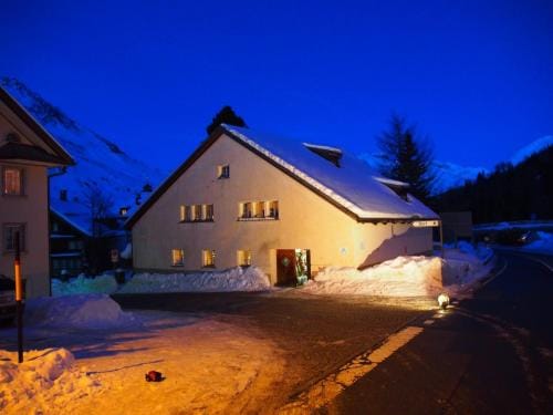 Jugendherberge Hospental Hostel in Canton of Ticino