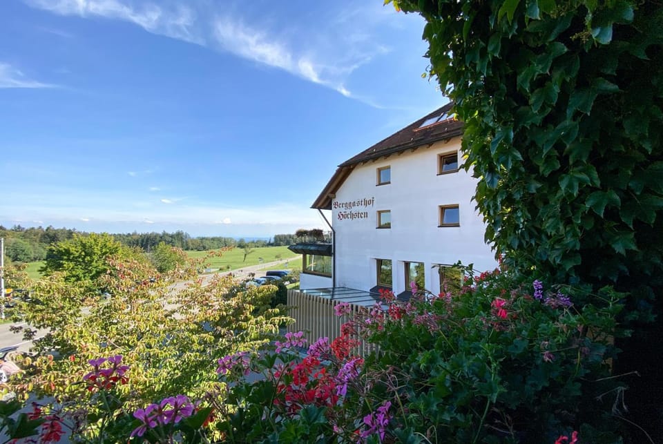 Berggasthof Hochsten Hotel in Baden-Württemberg