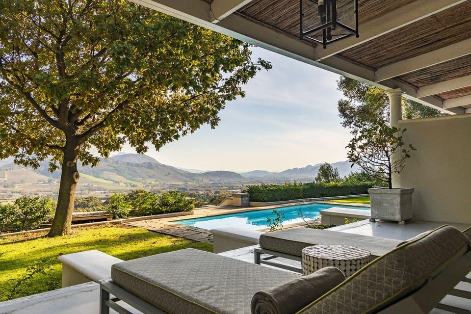 La Petite Ferme Hotel in Franschhoek