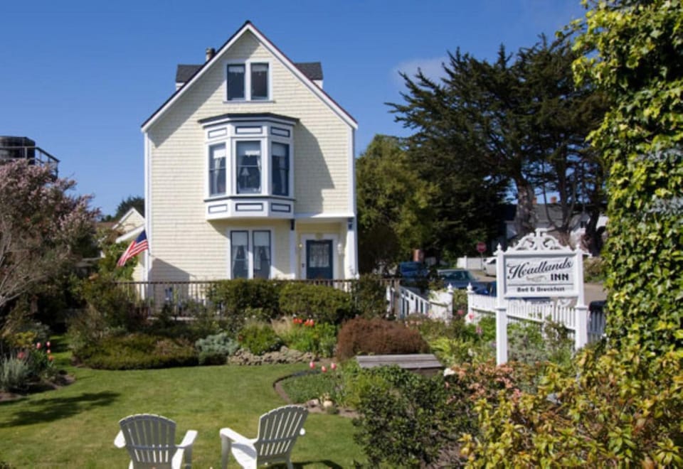 Headlands Inn Bed and Breakfast Hotel in Mendocino