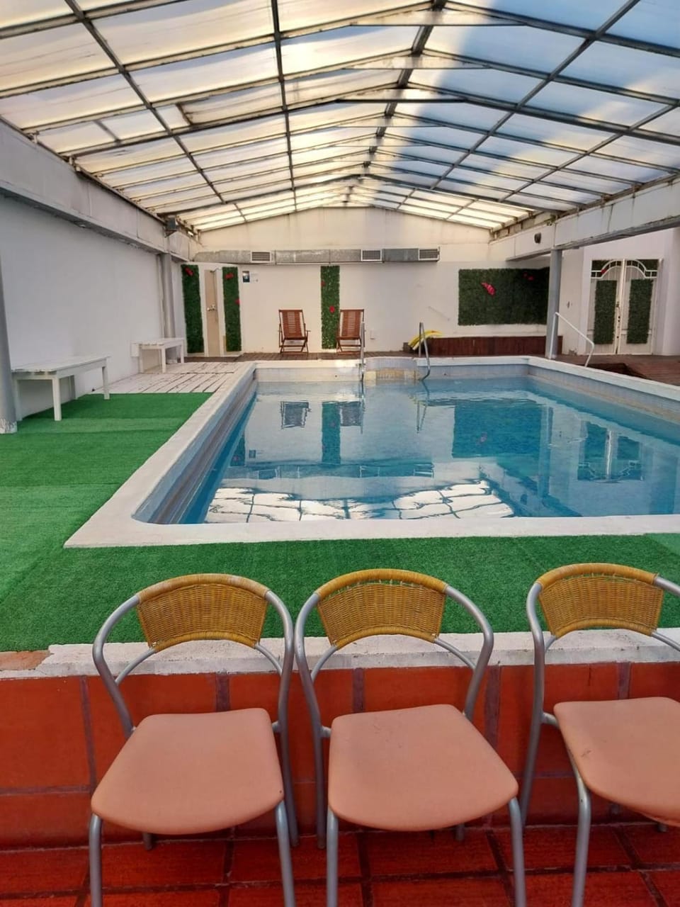 Swimming pool